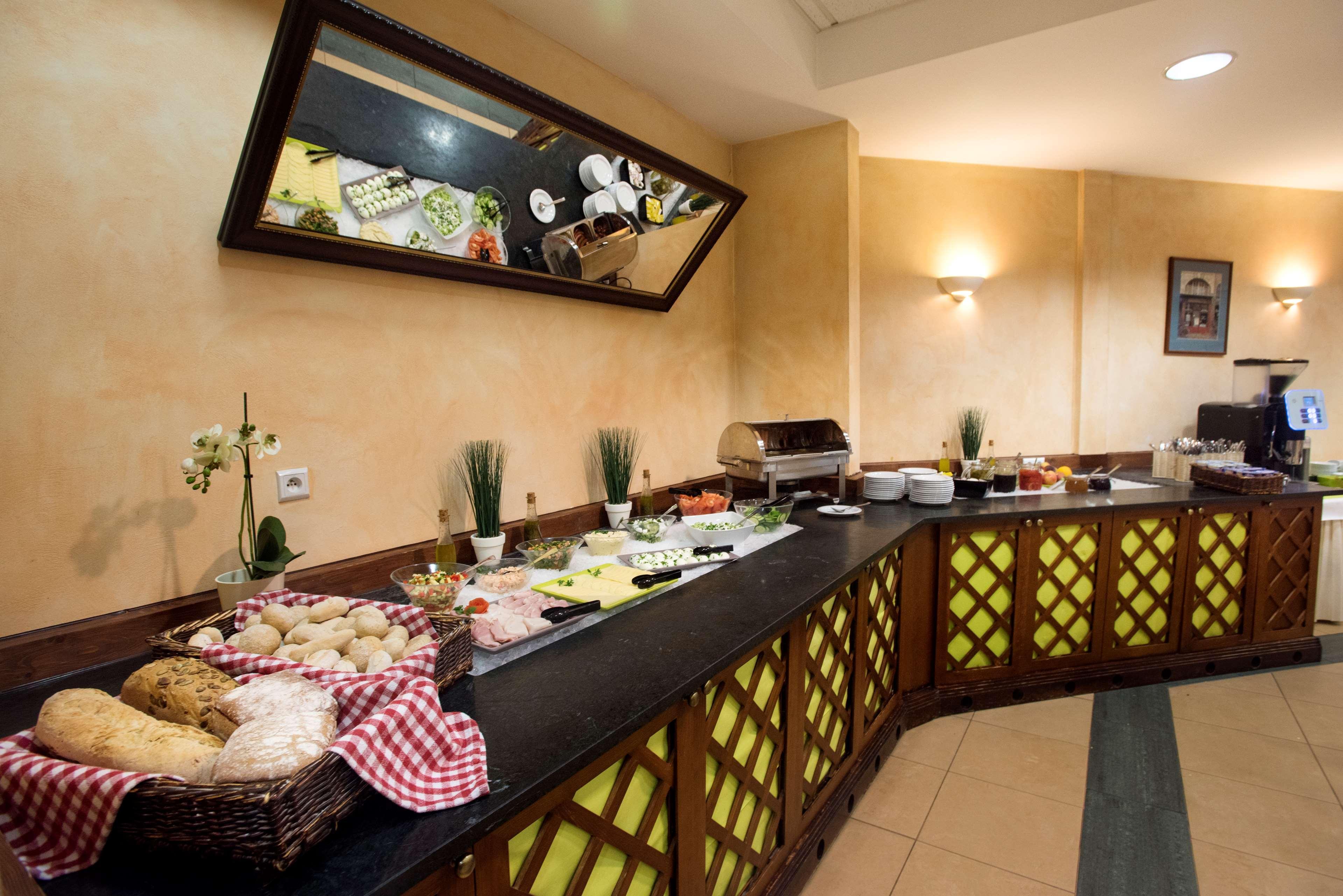 Hotel Campanile Poznan