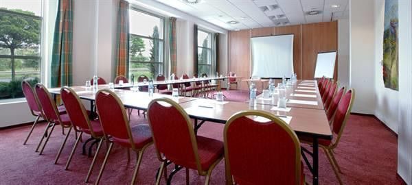 Campanile Hotel 2*